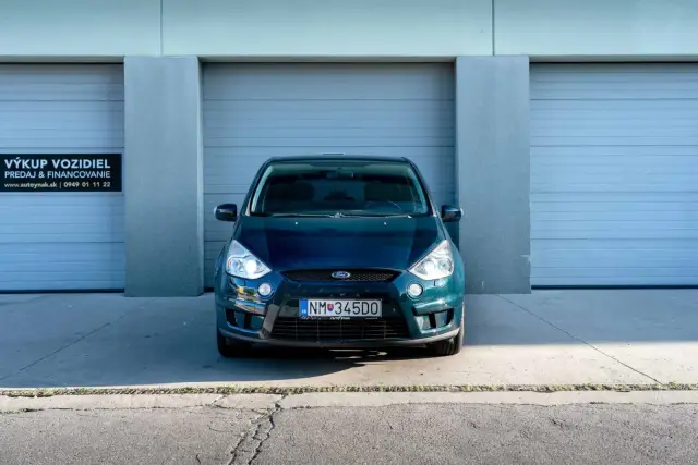 Ford S-MAX, fotografia 2