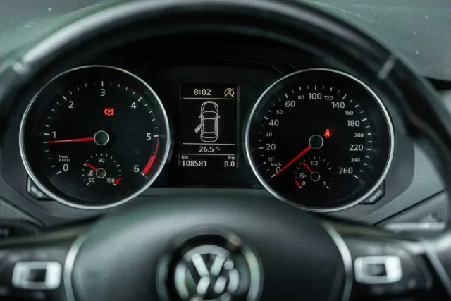 Volkswagen Jetta 2.0 TDi, fotografia 10