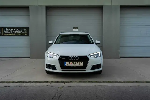 Audi A4 Avant, 2.0 TDi Quattro, fotografia 2