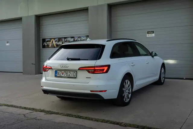 Audi A4 Avant, 2.0 TDi Quattro, fotografia 6