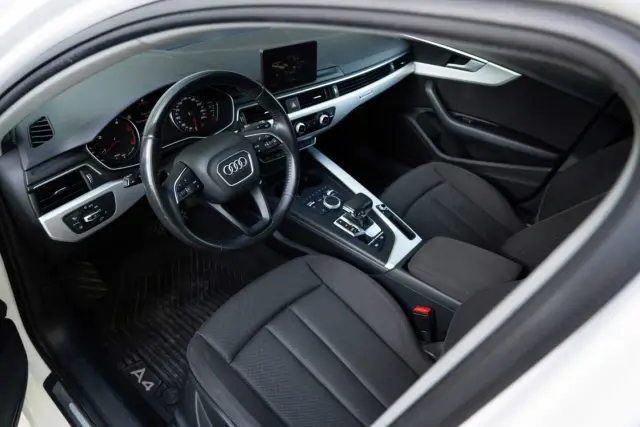 Audi A4 Avant, 2.0 TDi Quattro, fotografia 9