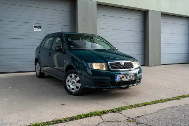 Škoda Fabia 1.2 HTP 2006, fotografia 3