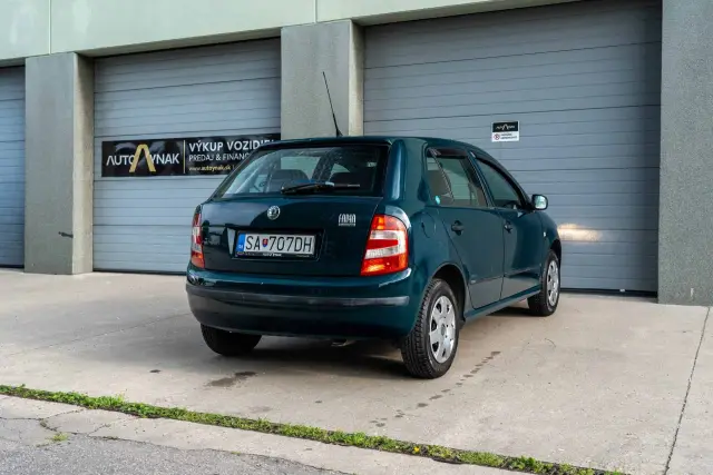 Škoda Fabia 1.2 HTP 2006, fotografia 4