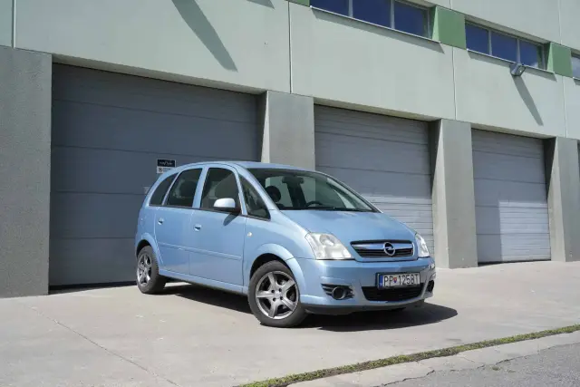 Opel Meriva 1.4i 66kw, fotografia 3