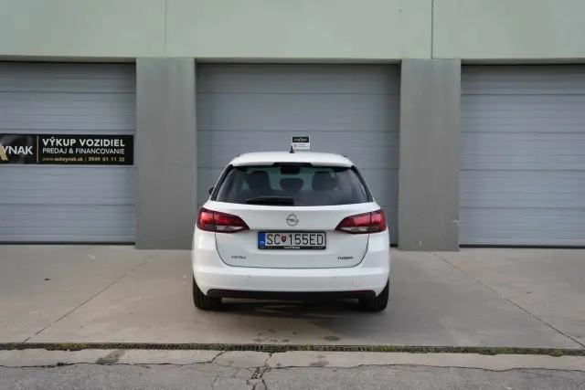 Opel Astra ST Automat, fotografia 5