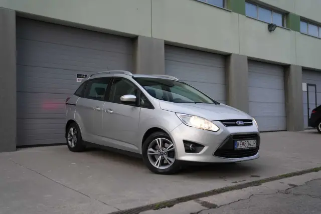 Ford Grand C-MAX, fotografia 3