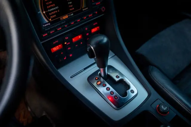 Audi S4 Avant 4.2i V8 253kw, fotografia 10