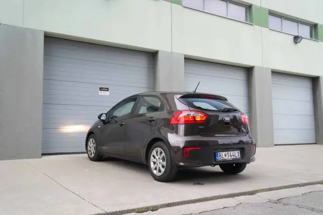 Kia Rio facelift 2016, fotografia 4