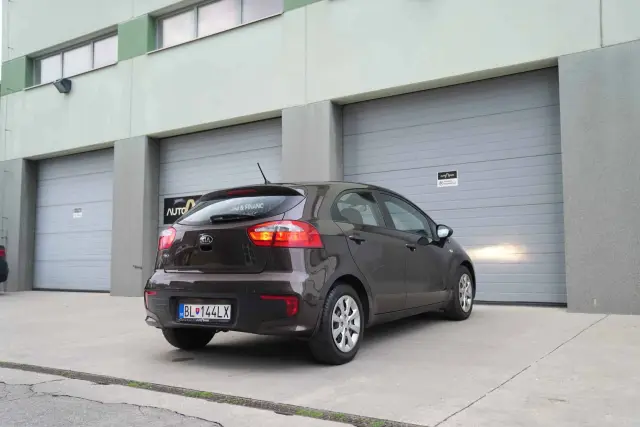 Kia Rio facelift 2016, fotografia 6