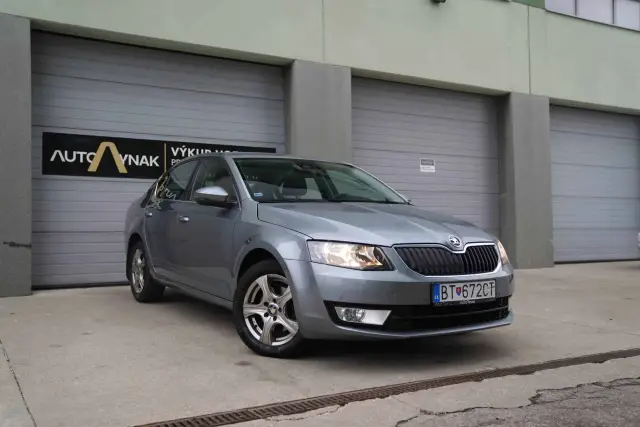 Škoda Octavia 3, fotografia 2