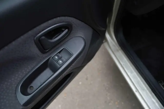 Renault clio, fotografia 8