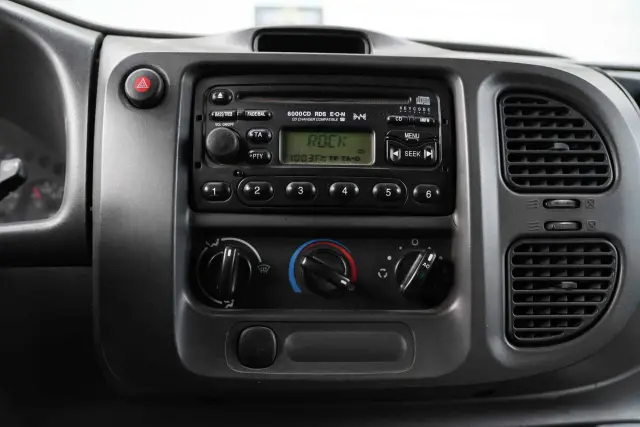 Ford Transit 2.0 tdci, fotografia 8