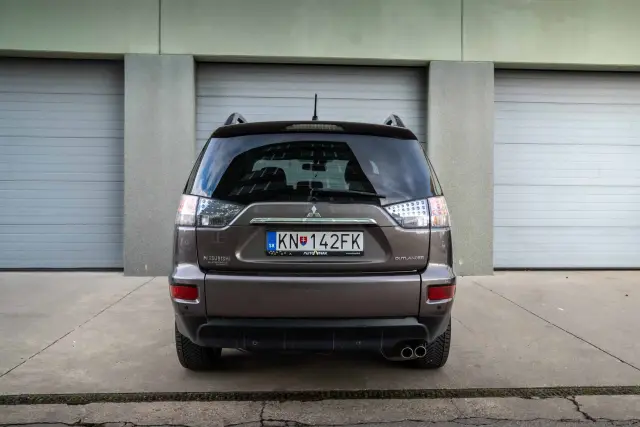 Mitsubishi Outlander 4×4, fotografia 6