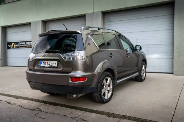 Mitsubishi Outlander 4×4, fotografia 7