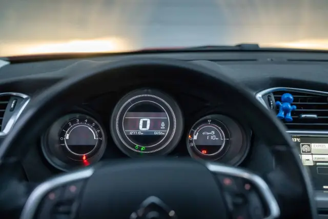 Citroën Citroen C4 1.6HDi, fotografia 9