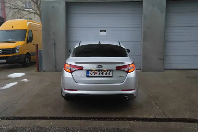Kia Optima 2.0 CVVT Hybrid, fotografia 5