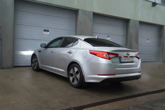 Kia Optima 2.0 CVVT Hybrid, fotografia 6