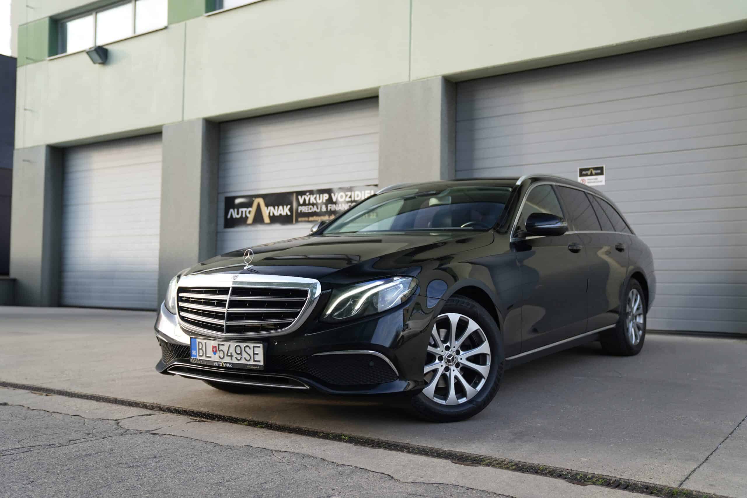 Mercedes-Benz E200d REZERVOVANÉ