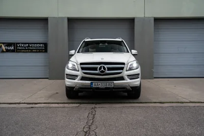 Mercedes-Benz GL 350, fotografia 1