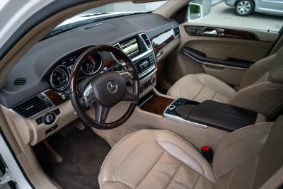 Mercedes-Benz GL 350, fotografia 10