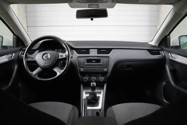 Škoda Octavia 3, 2.0TDi 110kw M6, SR vozidlo, fotografia 8