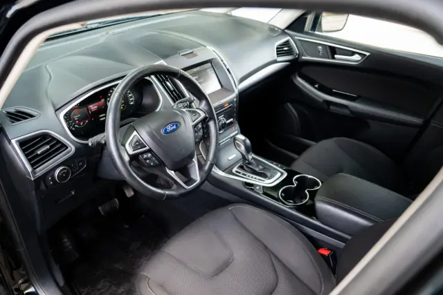 Ford S-MAX, fotografia 7