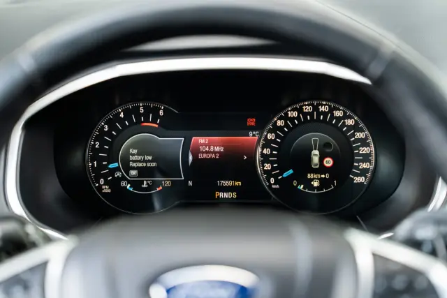 Ford S-MAX, fotografia 10